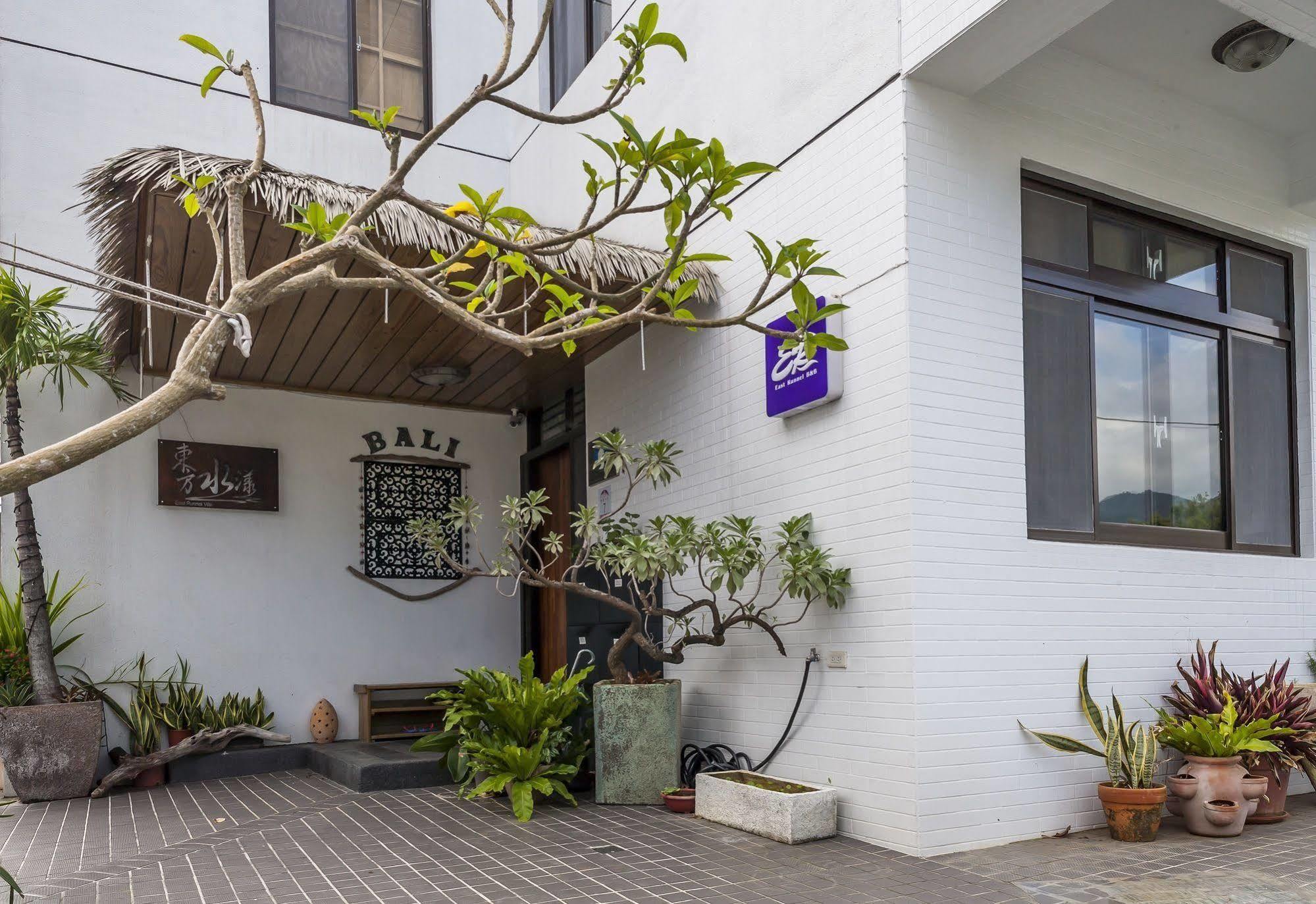East Runnel Villa Jiaoxi Exterior photo